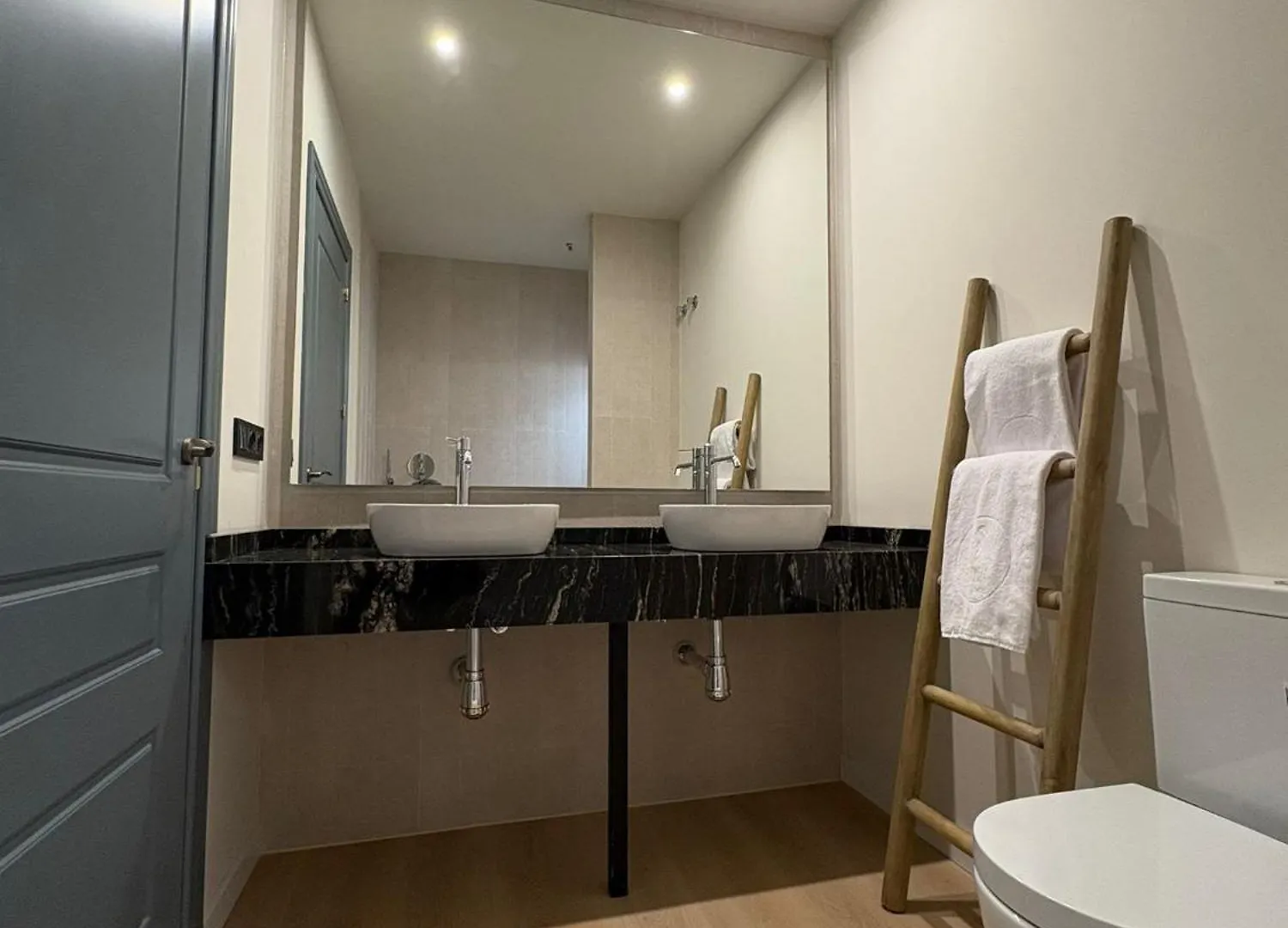 Aparthotel Apartamentos Buendia Suites - Torremolinos Centro Spain