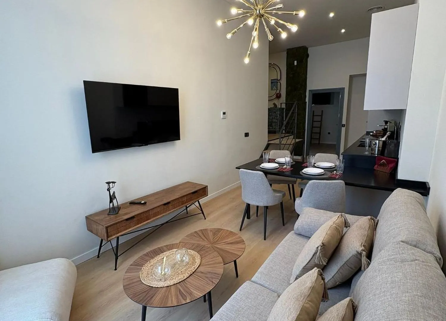 Apartamentos Buendia Suites - Torremolinos Centro Aparthotel