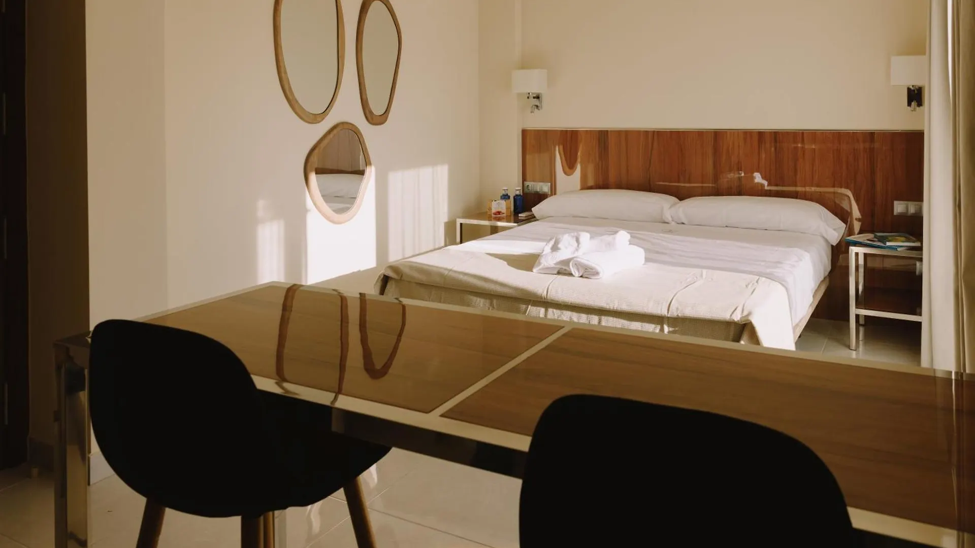 Apartamentos Buendia Suites - Torremolinos Centro 0*,