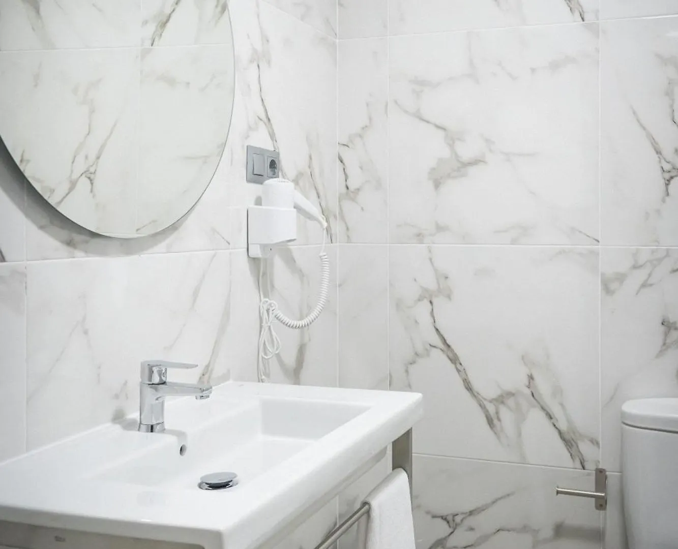 Apartamentos Buendia Suites - Torremolinos Centro