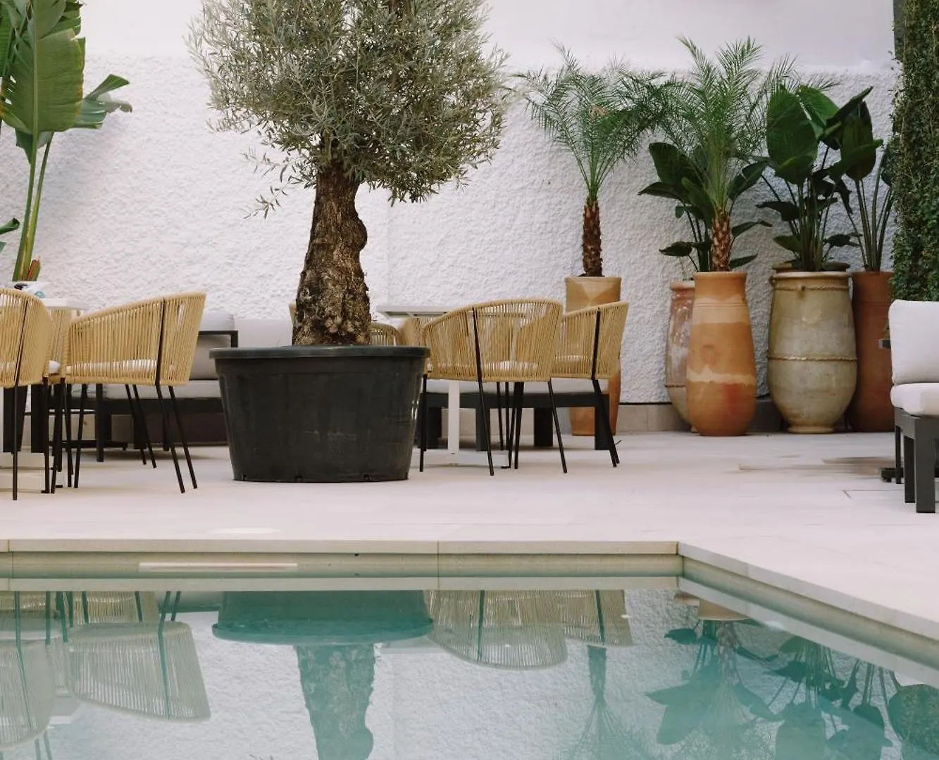Apartamentos Buendia Suites - Torremolinos Centro