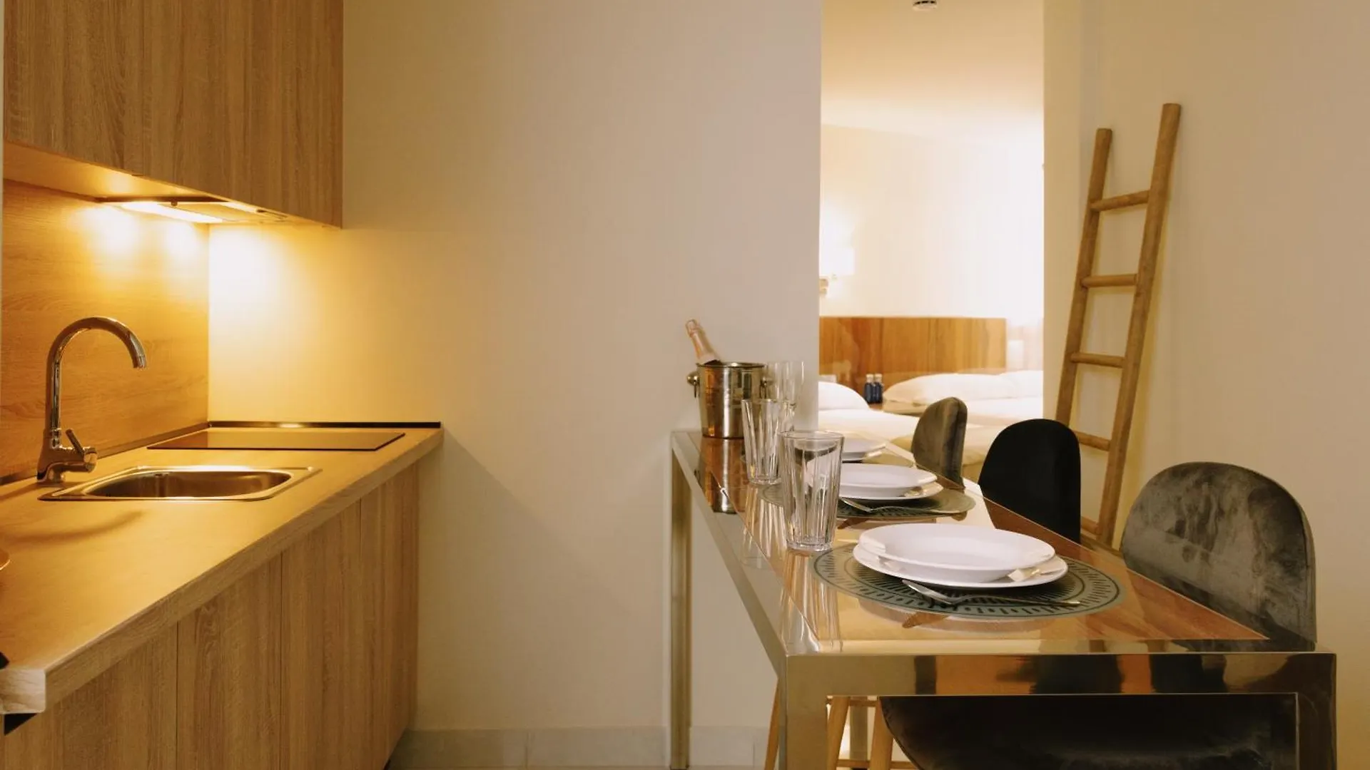 Apartamentos Buendia Suites - Torremolinos Centro Spain