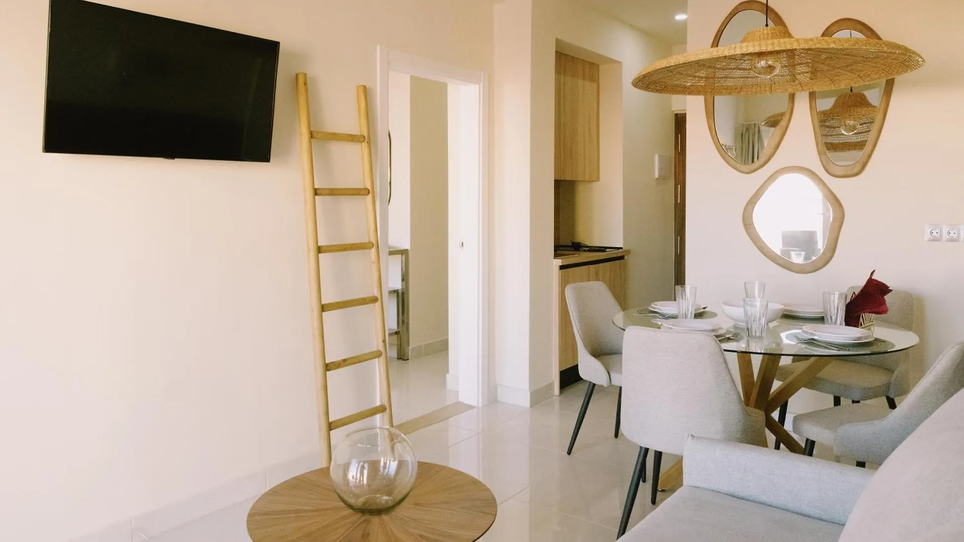 Aparthotel Apartamentos Buendia Suites - Torremolinos Centro Spain