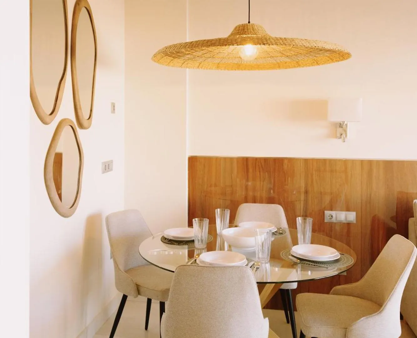 Apartamentos Buendia Suites - Torremolinos Centro